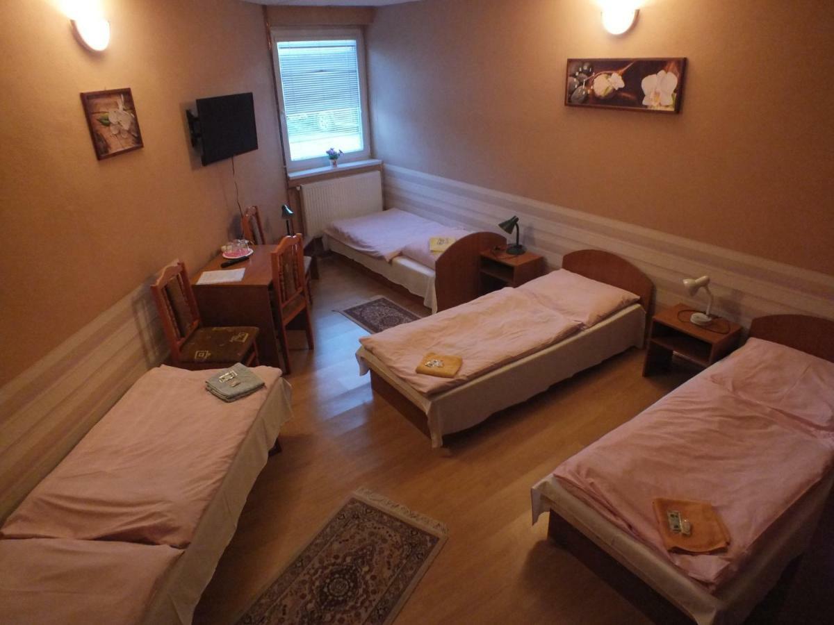 Fan Fan Penzión Rožňava Bagian luar foto